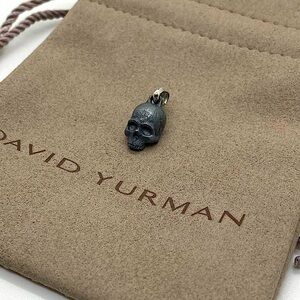 DAVID YURMAN 925 S ~ Silver Carved Skull Amulet Pendant
